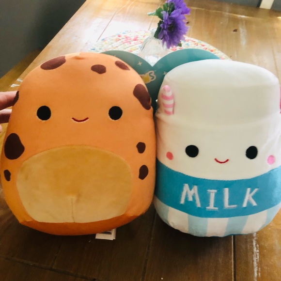 Squishmallows Other - NWT Squishmallow bundle Cookies&Milk